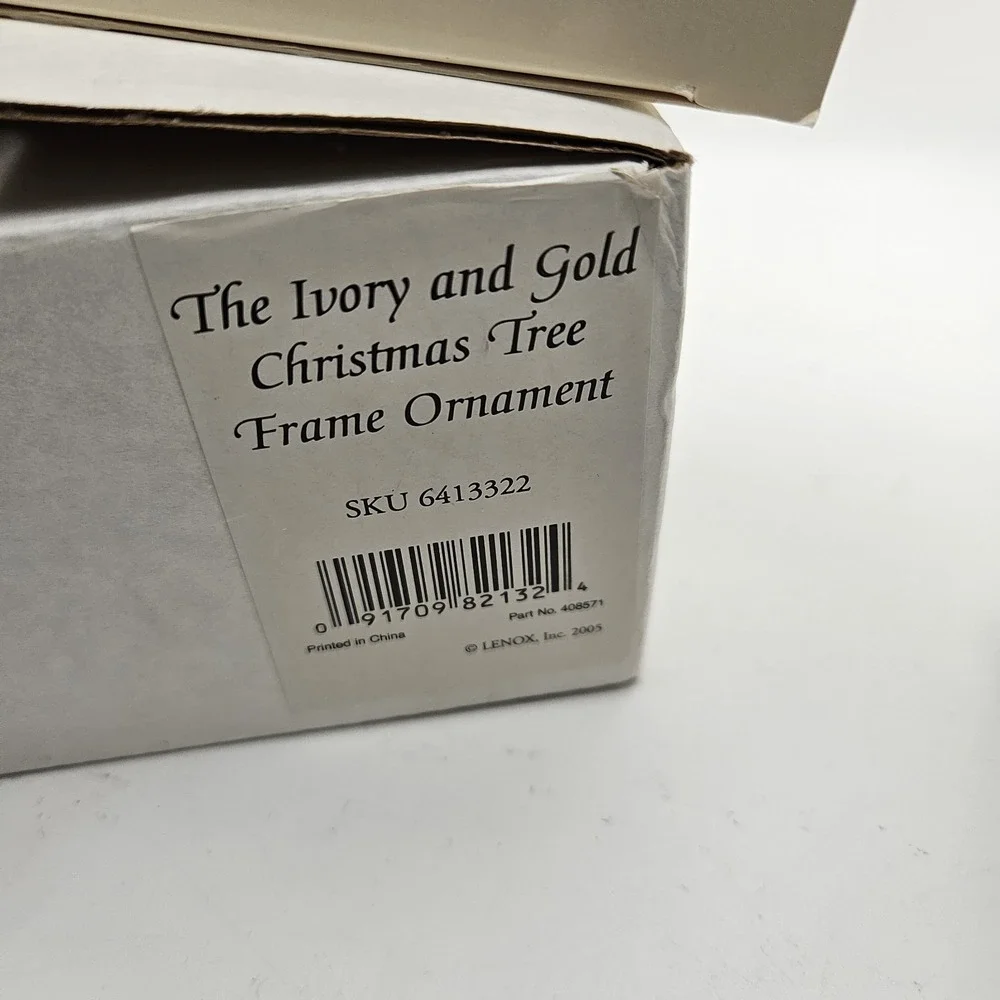 Lenox Christmas Tree Frame Ornament Porcelain Ivory & Gold Handcrafted 2003